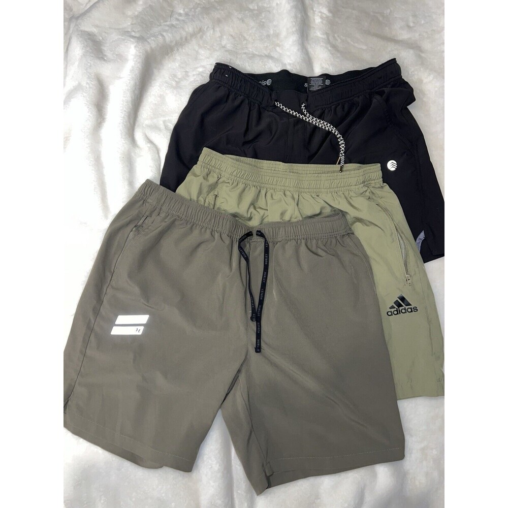 SHORTS BUNDLE. MEN SIZE LARGE. Solaris, Adidas, Hurley